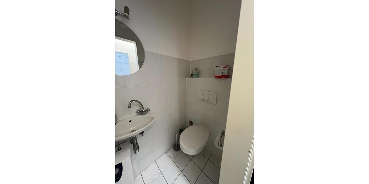 Etagenwohnung Traunstein - 4 Zimmer, 170 m&sup2;, 2.510&euro; | Angebot:24510106