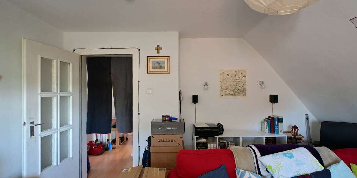 Etagenwohnung Bochum Weitmar - 3.5 Zimmer, 64 m&sup2;, 600&euro; | Angebot:27281130