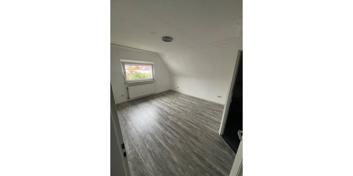 Haus zu Vermieten 3 ZKB Zentral LU ab Sofort zu Vermieten 3 zimmer