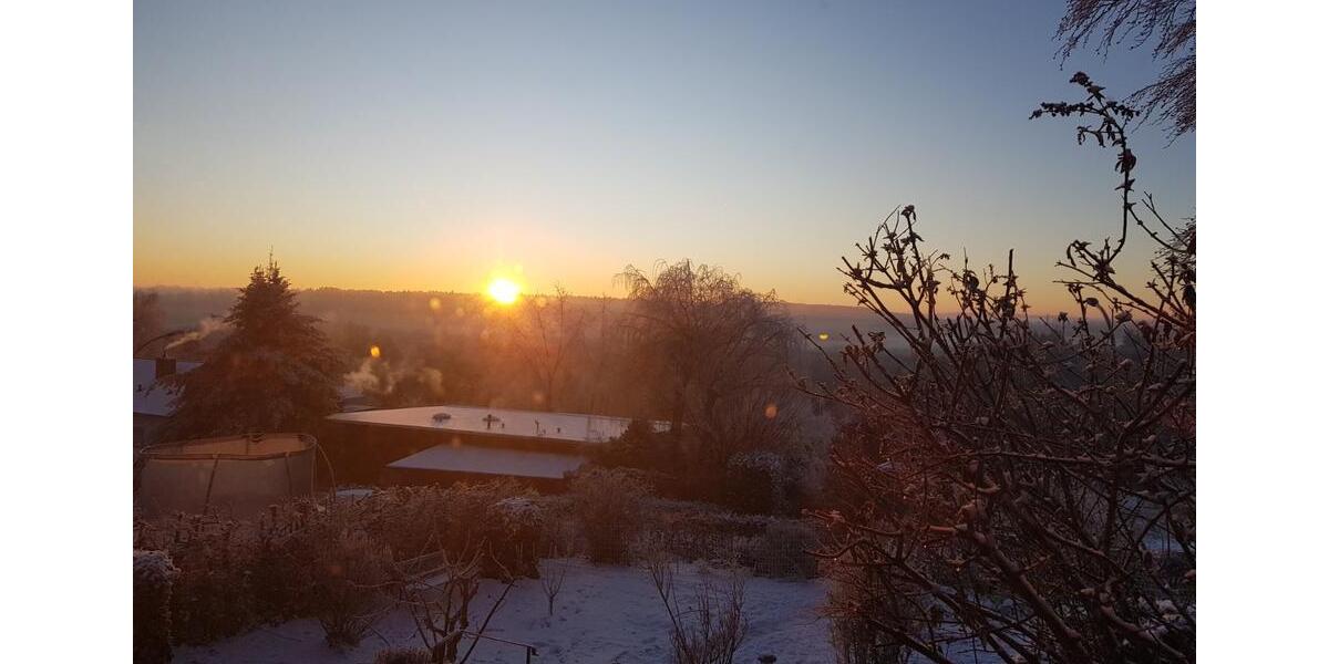 Helles, Einfamilienhaus mit großem Garten zu vermieten! Bestlage! 5 zimmer