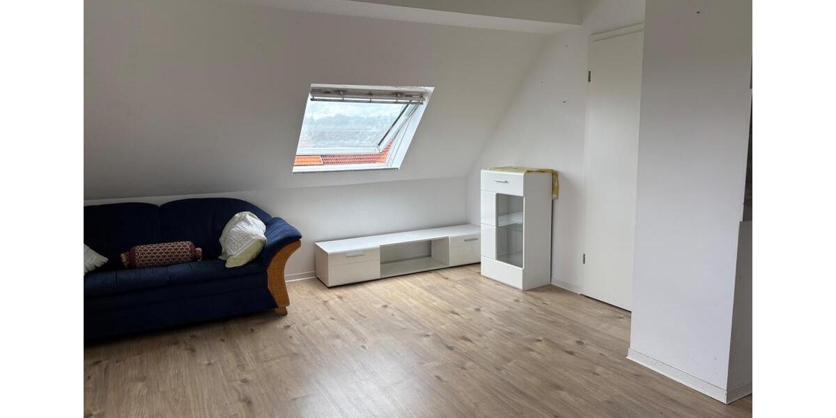 Dachgeschoßwohnung Alsfeld - 2 Zimmer, 60 m&sup2;, 525&euro; | Angebot:26496323