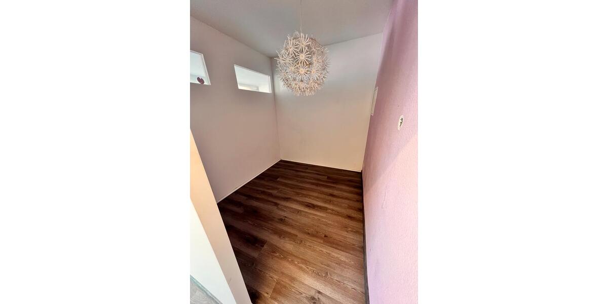 Etagenwohnung Erbach - 1.5 Zimmer, 61 m&sup2;, 600&euro; | Angebot:26699998