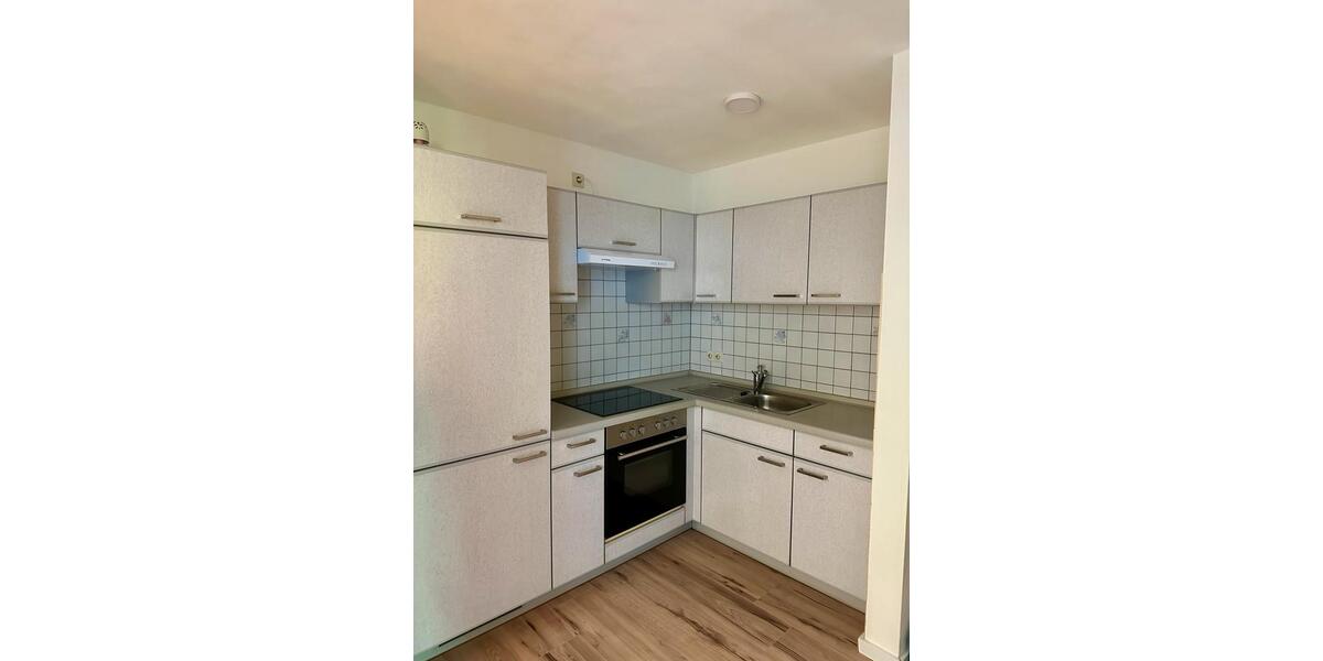Etagenwohnung Tübingen - 1.5 Zimmer, 34 m&sup2;, 950&euro; | Angebot:26701937