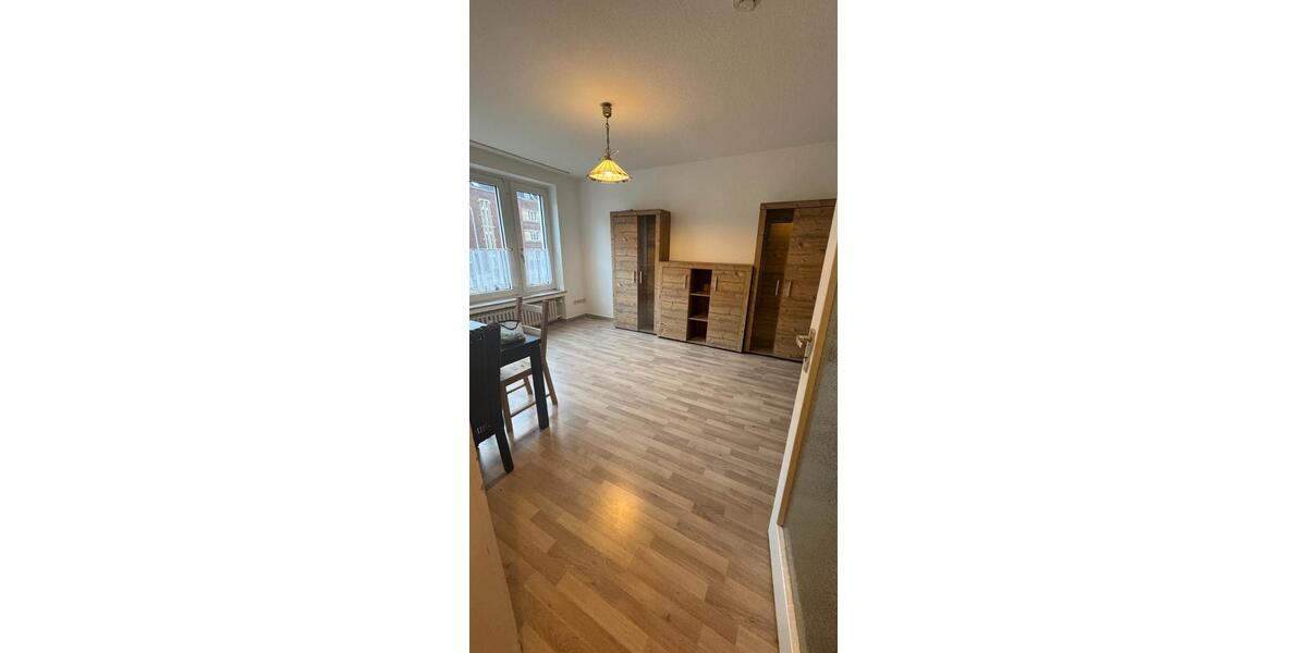Etagenwohnung Düsseldorf Düsseltal - 1 Zimmer, 27 m&sup2;, 621&euro; | Angebot:26532650