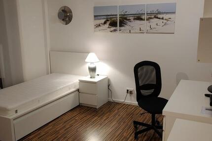 Helles Zimmer in 2er WG in Friedrichshafen ab 01.01.26 befristet 1 zimmer