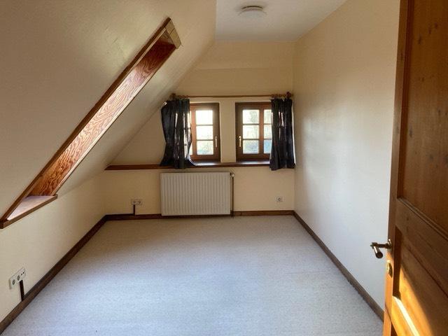 Dachgeschoßwohnung Ganderkesee - 3 Zimmer, 70 m&sup2;, 880&euro; | Angebot:25884012