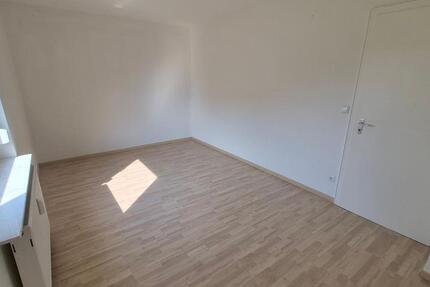 Wohnen auf Zeit Bollschweil - 2 Zimmer, 77 m&sup2;, 750&euro; | Angebot:25957652