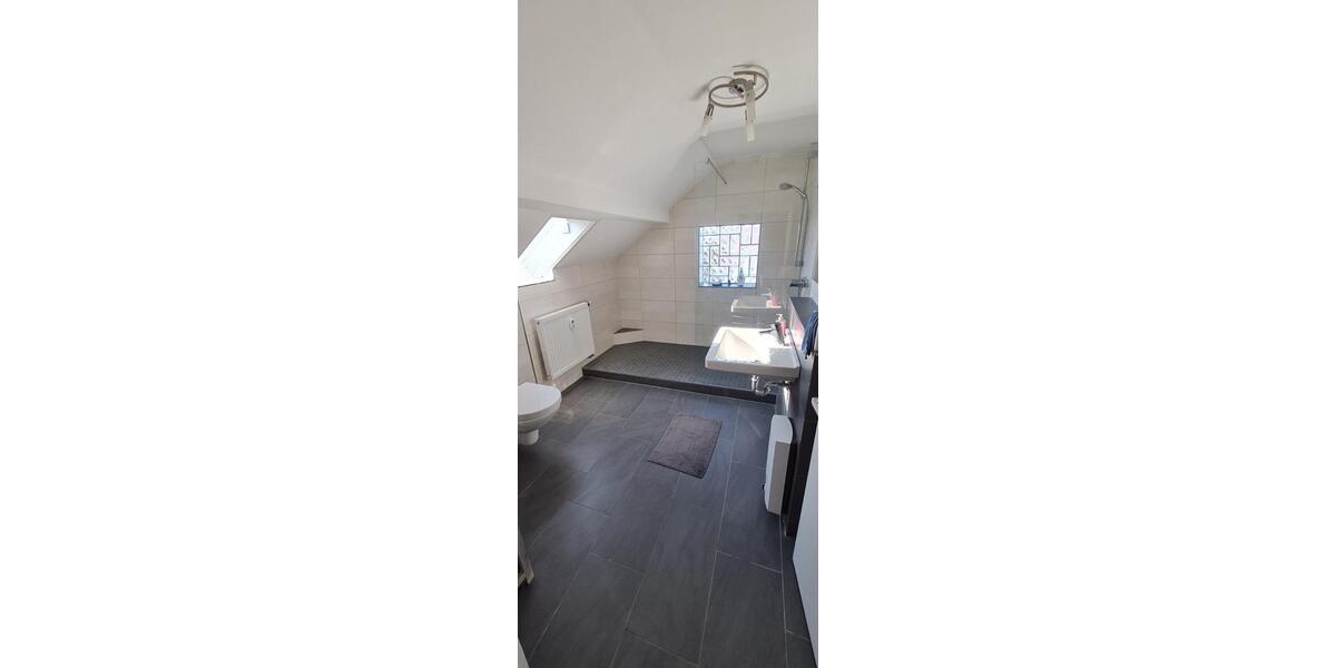 Dachgeschoßwohnung Zirndorf - 2.5 Zimmer, 53 m&sup2;, 650&euro; | Angebot:26315196