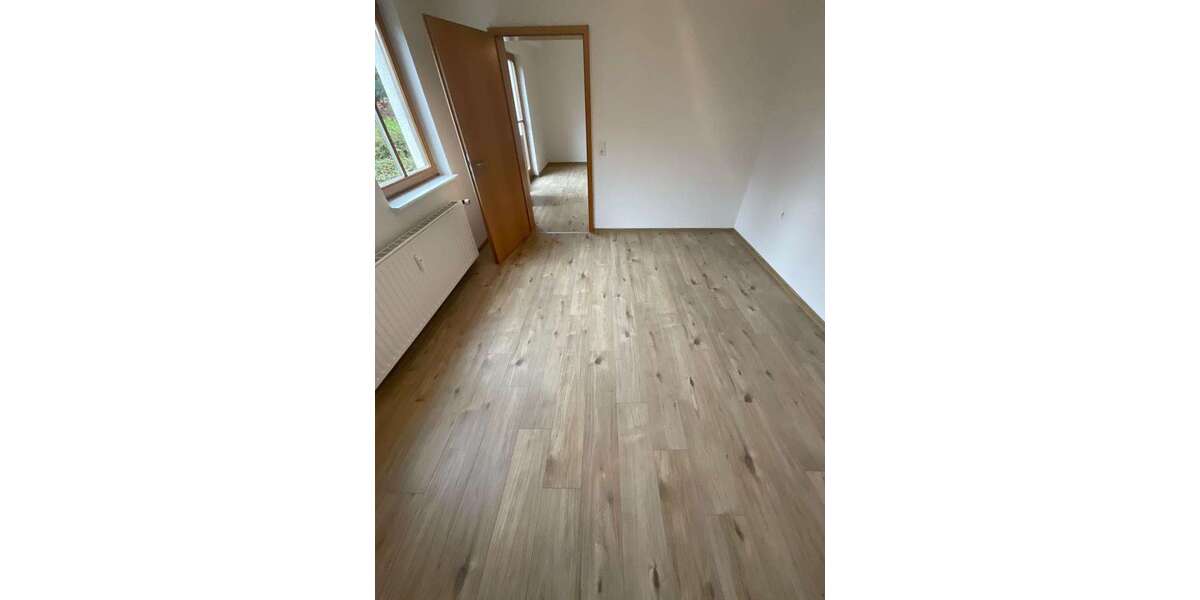 Etagenwohnung Gummersbach Reininghausen - 2.5 Zimmer, 66 m&sup2;, 391&euro; | Angebot:27286395