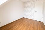 Dachgeschoßwohnung Merseburg - 4 Zimmer, 90 m&sup2;, 590&euro; | Angebot:26535293