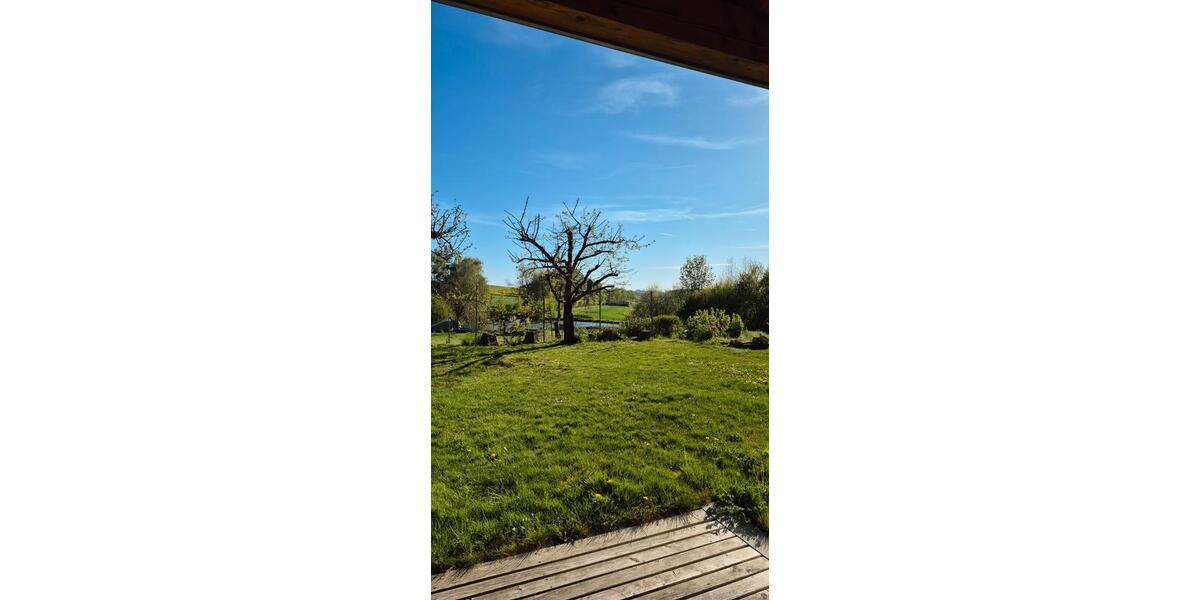 Einfamilienhaus Vohenstrauß - 7 Zimmer, 220 m&sup2;, 1.800&euro; | Angebot:26408409