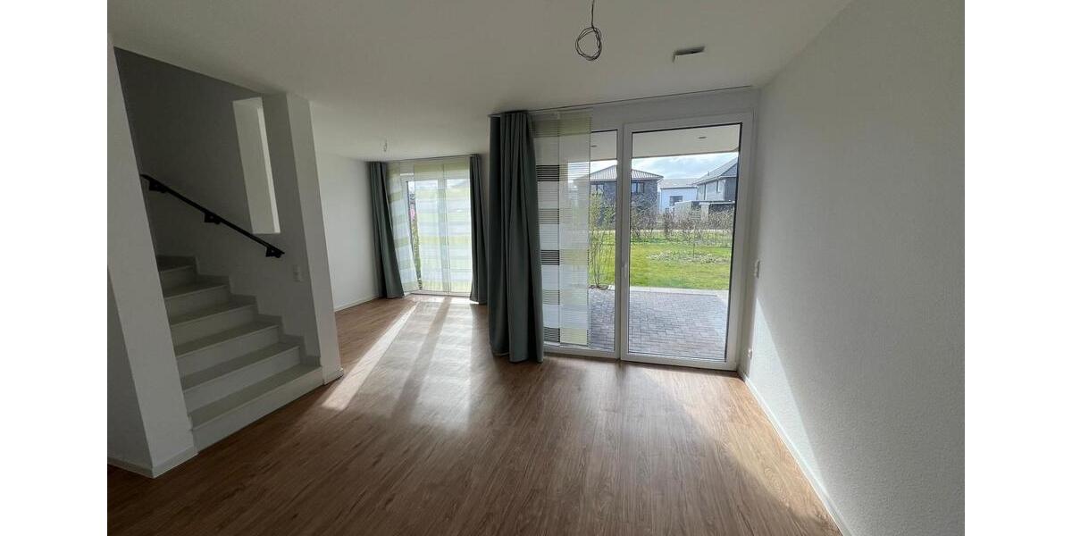 Modernes, gemütliches Reihenendhaus vor Oldenburg - KfW 40 Standard, Garten, 6 Zimmer, 01.01.26 6 zimmer