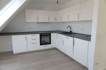 Wohnung Düsseldorf Stadtbezirk 8 - 1 Zimmer, 51 m&sup2;, 730&euro; | Angebot:26689218