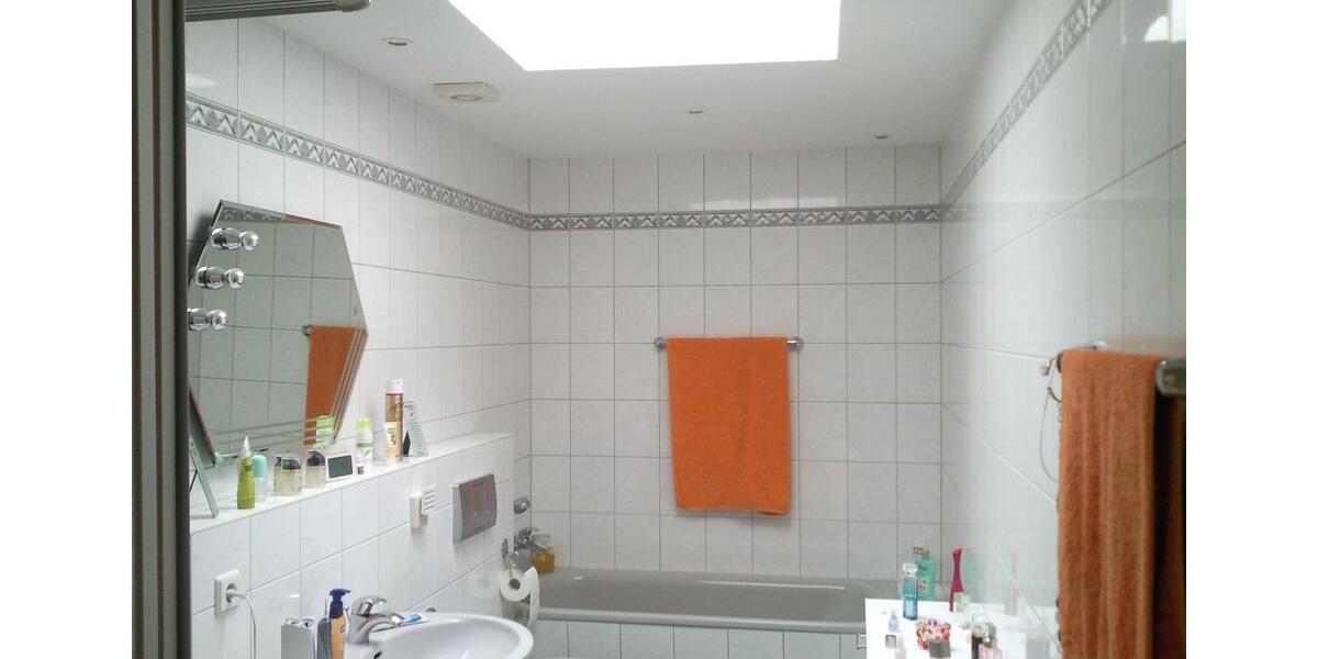 Dachgeschoßwohnung Bernburg (Saale) - 2 Zimmer, 63 m&sup2;, 410&euro; | Angebot:25715837