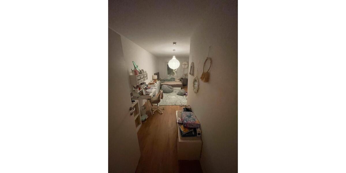 Erdgeschoßwohnung Rechlin - 4 Zimmer, 130 m&sup2;, 1.100&euro; | Angebot:24946710