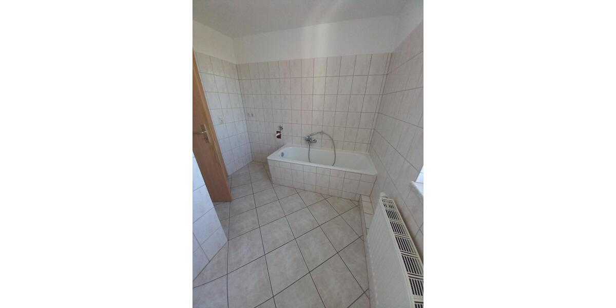 Dachgeschoßwohnung Ballenstedt - 2 Zimmer, 52 m&sup2;, 350&euro; | Angebot:23116736