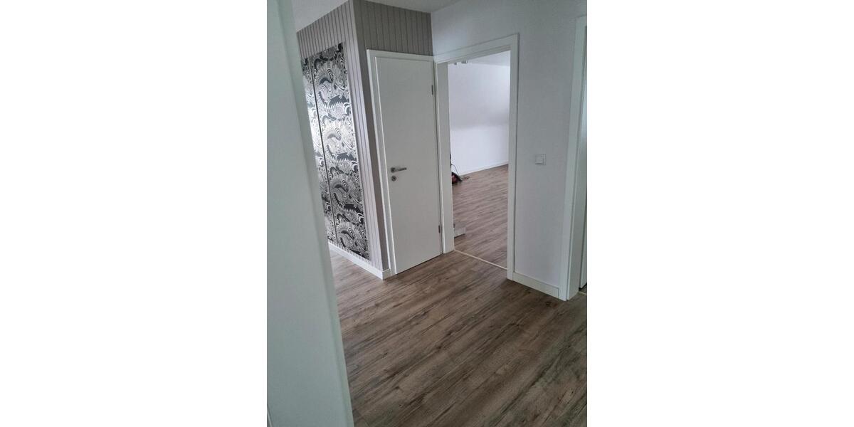 Dachgeschoßwohnung Husum - 3 Zimmer, 80 m&sup2;, 1.200&euro; | Angebot:24703737