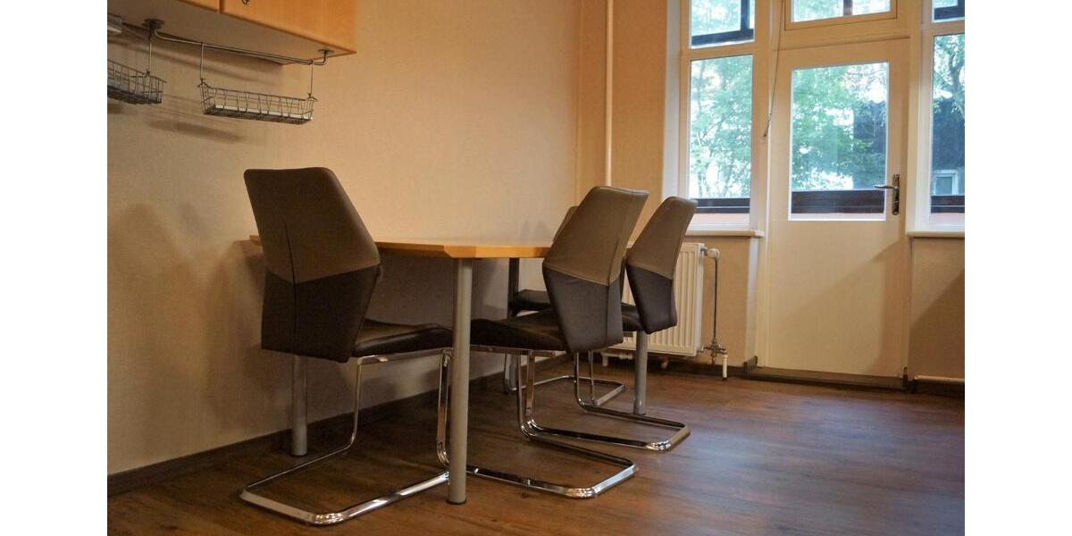 Wohnen auf Zeit Bremerhaven - 3 Zimmer, 103 m&sup2;, 1.275&euro; | Angebot:26062881