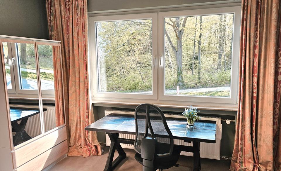 Wohnen auf Zeit Bad Oeynhausen - 1 Zimmer, 176 m&sup2;, 1.290&euro; | Angebot:26080657