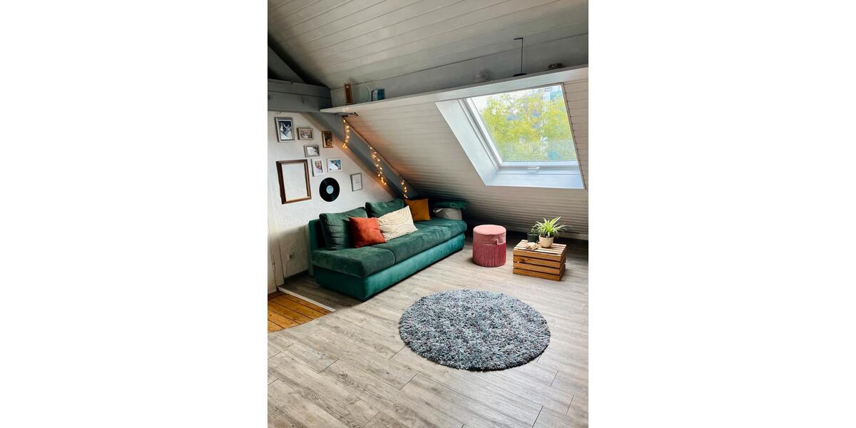 Dachgeschoßwohnung Trier - 1 Zimmer, 60 m&sup2;, 600&euro; | Angebot:27618769