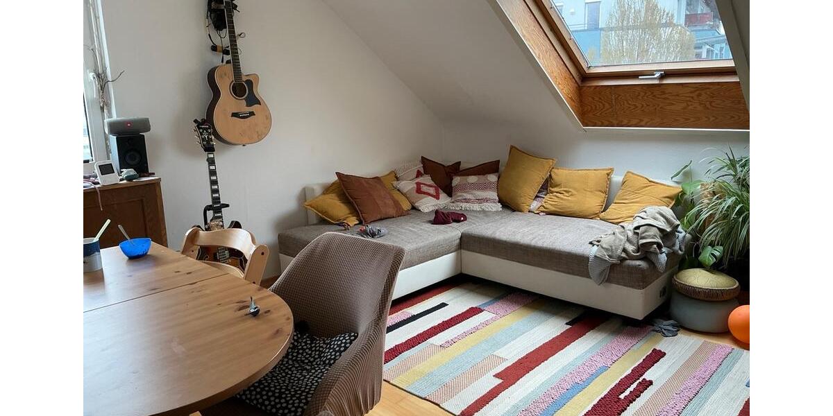 Dachgeschoßwohnung Stuttgart Vaihingen - 3 Zimmer, 57 m&sup2;, 1.060&euro; | Angebot:26020897