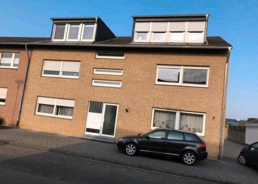 2 Zimmerwohnung zu vermieten zimmer