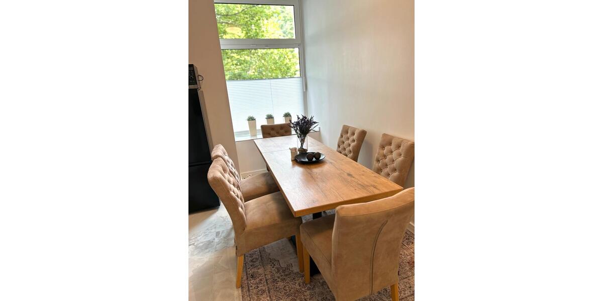 Etagenwohnung Bremerhaven Mitte - 4 Zimmer, 100 m&sup2;, 1.500&euro; | Angebot:26083223