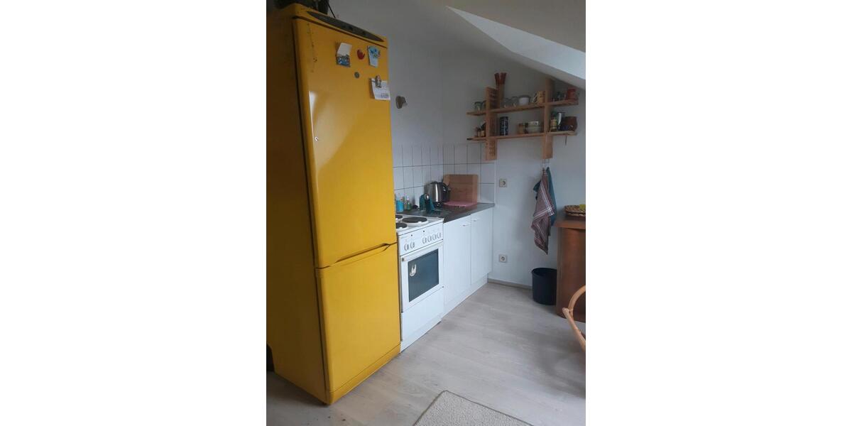 Dachgeschoßwohnung Radebeul - 1 Zimmer, 35 m&sup2;, 600&euro; | Angebot:24537539