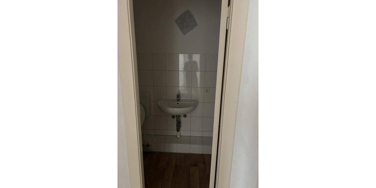 Etagenwohnung Flensburg Fruerlund - 4 Zimmer, 80 m&sup2;, 699&euro; | Angebot:26058421