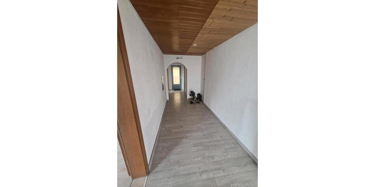 Erdgeschoßwohnung Schwendi - 3 Zimmer, 74 m&sup2;, 900&euro; | Angebot:25300806