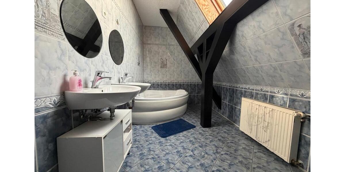 Wohnen auf Zeit Lüdenscheid - 5 Zimmer, 120 m&sup2;, 15&euro; | Angebot:26317719