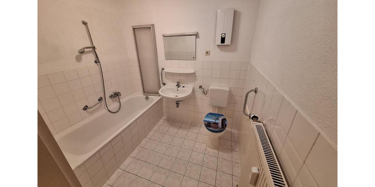 35m² Single Ein-Raum Wohnung, Mietwohnung, Schlafzimmer, Wohnküche, Bad, Keller, Parken, Erdgeschoss, barrierefrei 1 zimmer