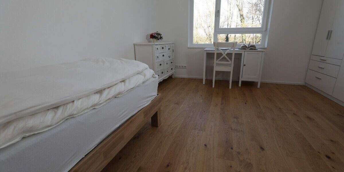 Einfamilienhaus Niederdorfelden - 7 Zimmer, 210 m&sup2;, 3.100&euro; | Angebot:24401392
