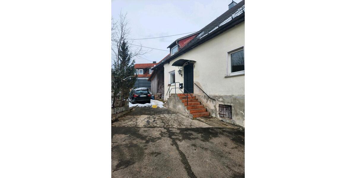 Einfamilienhaus Laichingen - 7 Zimmer, 159 m&sup2;, 1.700&euro; | Angebot:24810195