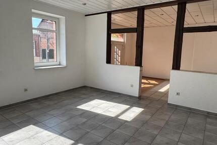Wohnung Oebisfelde-Weferlingen Döhren - 2.5 Zimmer, 70 m&sup2;, 700&euro; | Angebot:26463269