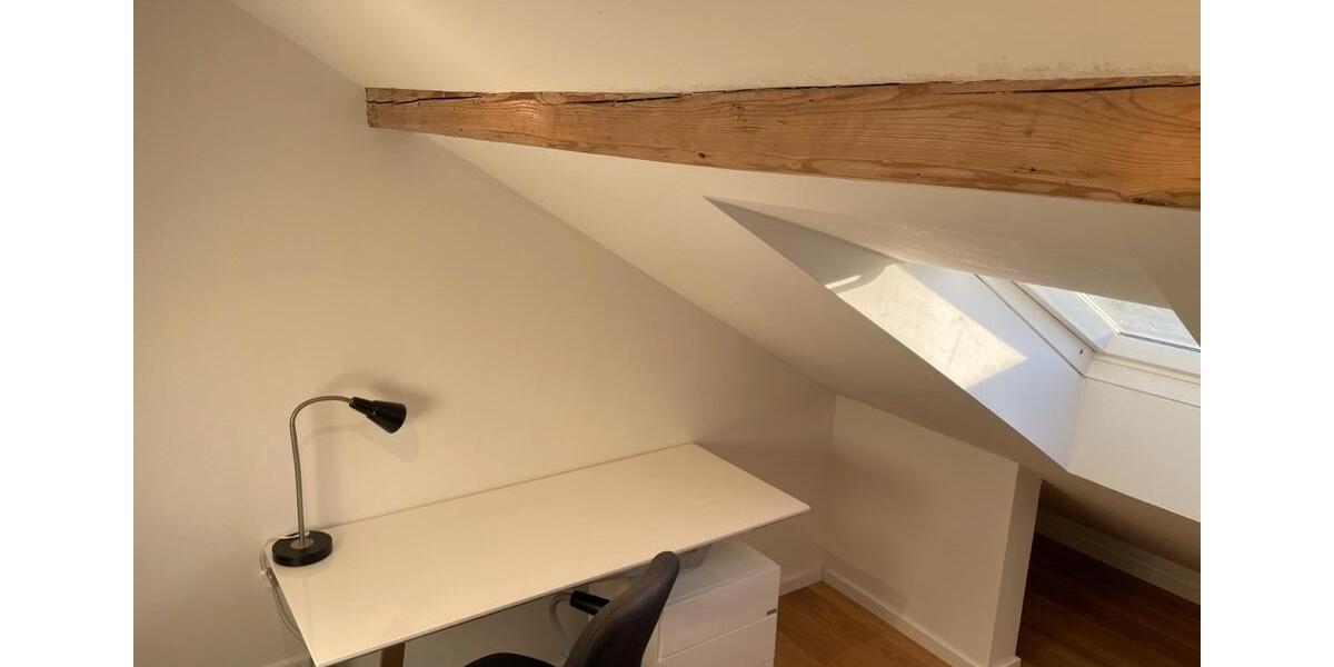 Dachgeschoßwohnung Karlsruhe Knielingen - 2.5 Zimmer, 55 m&sup2;, 1.200&euro; | Angebot:26619542