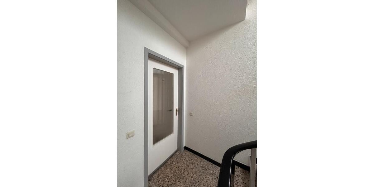 Terrassenwohnung Solingen Mitte - 2 Zimmer, 55 m&sup2;, 500&euro; | Angebot:26693984