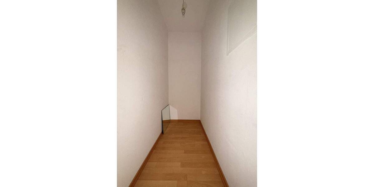 Etagenwohnung Crimmitschau - 2 Zimmer, 51 m&sup2;, 320&euro; | Angebot:23842476