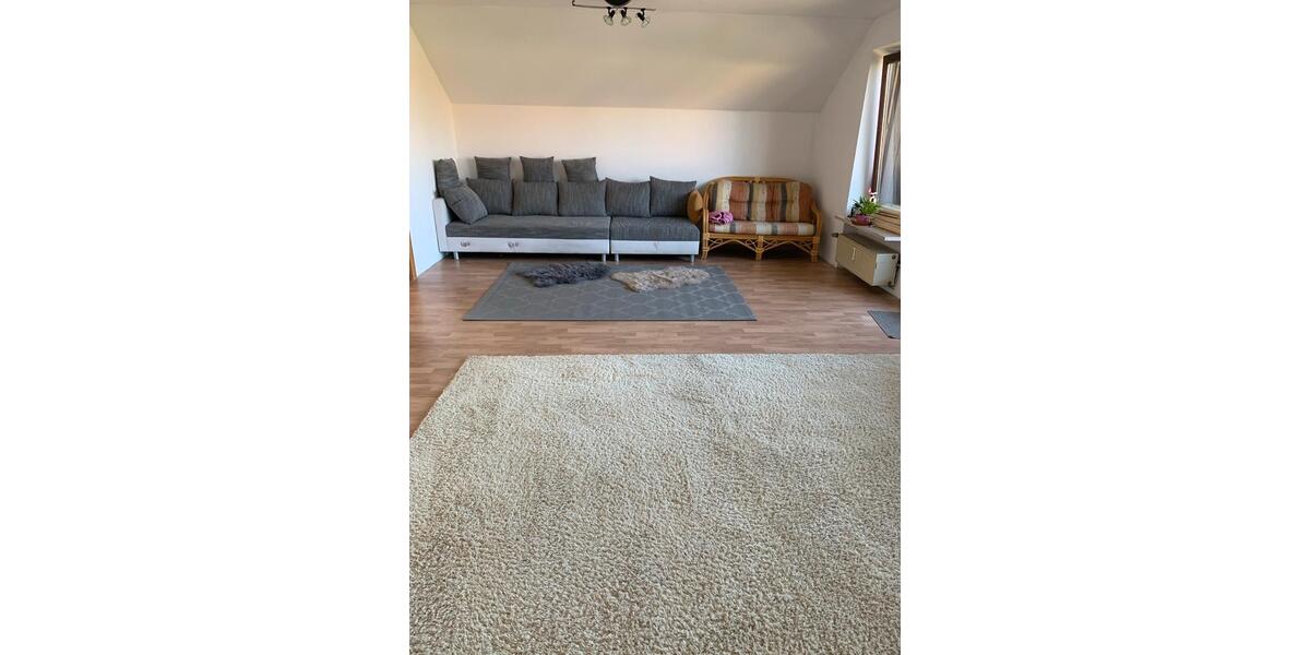 Dachgeschoss Wohnung 3,5 Zimmer in Meckenhausen 3 zimmer