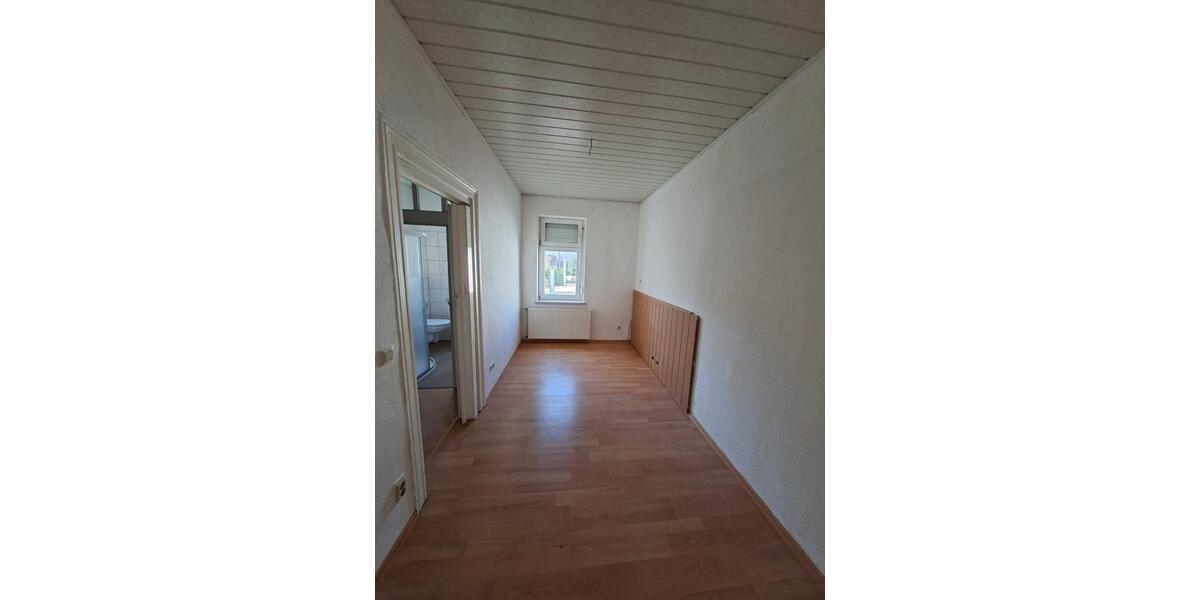 Erdgeschoßwohnung Bernburg (Saale) - 1 Zimmer, 40 m&sup2;, 474&euro; | Angebot:25784780