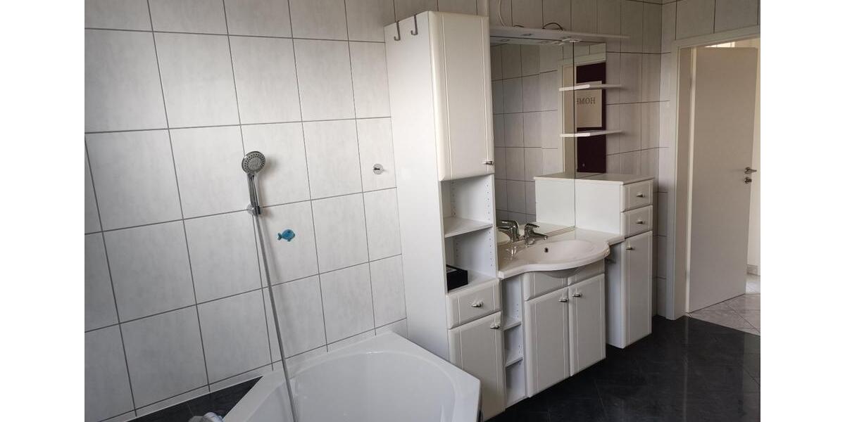 Dachgeschoßwohnung Wolfsburg Almke - 3 Zimmer, 75 m&sup2;, 820&euro; | Angebot:24766359