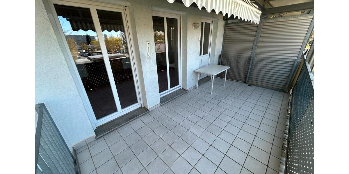 Etagenwohnung Freiberg am Neckar - 3 Zimmer, 79 m&sup2;, 1.100&euro; | Angebot:26045546