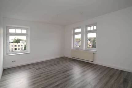 Wohnung Gornau/Erzgeb. Erzgeb. - 2 Zimmer, 62 m&sup2;, 300&euro; | Angebot:26111036