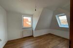 Dachgeschoss-FAN`s aufgepasst! Klein, aber fein. 2-Zimmer-Whg