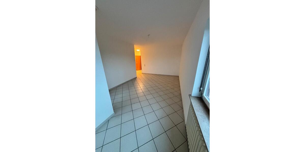 Etagenwohnung Schwalbach - 2 Zimmer, 64 m&sup2;, 650&euro; | Angebot:24771431