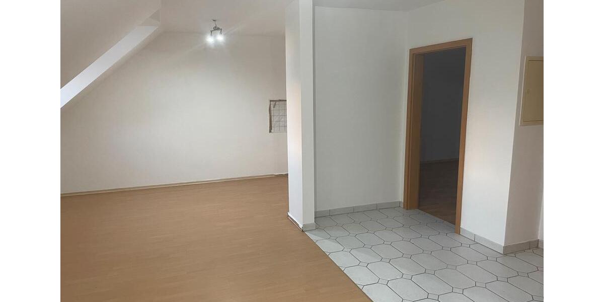 HELLE DG-WOHNUNG IN FURTH IM WALD 2 zimmer