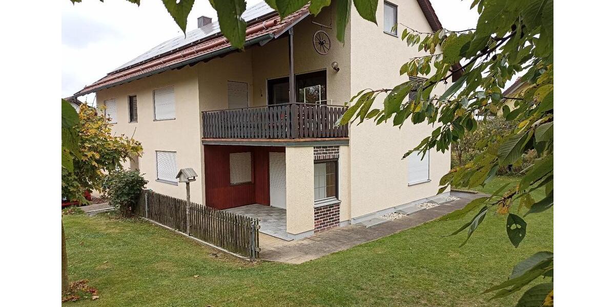 Erdgeschoßwohnung Kirchberg - 3 Zimmer, 100 m&sup2;, 875&euro; | Angebot:26288317