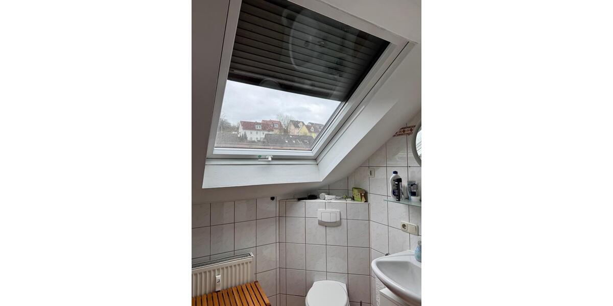 Dachgeschoßwohnung Würzburg Steinbachtal - 3 Zimmer, 75 m&sup2;, 830&euro; | Angebot:25332242