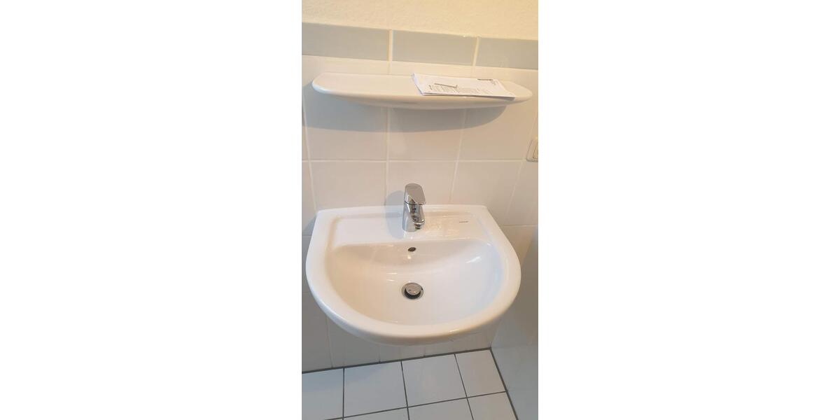 Dachgeschoßwohnung Freiburg (Elbe) - 2 Zimmer, 84 m&sup2;, 650&euro; | Angebot:26644693