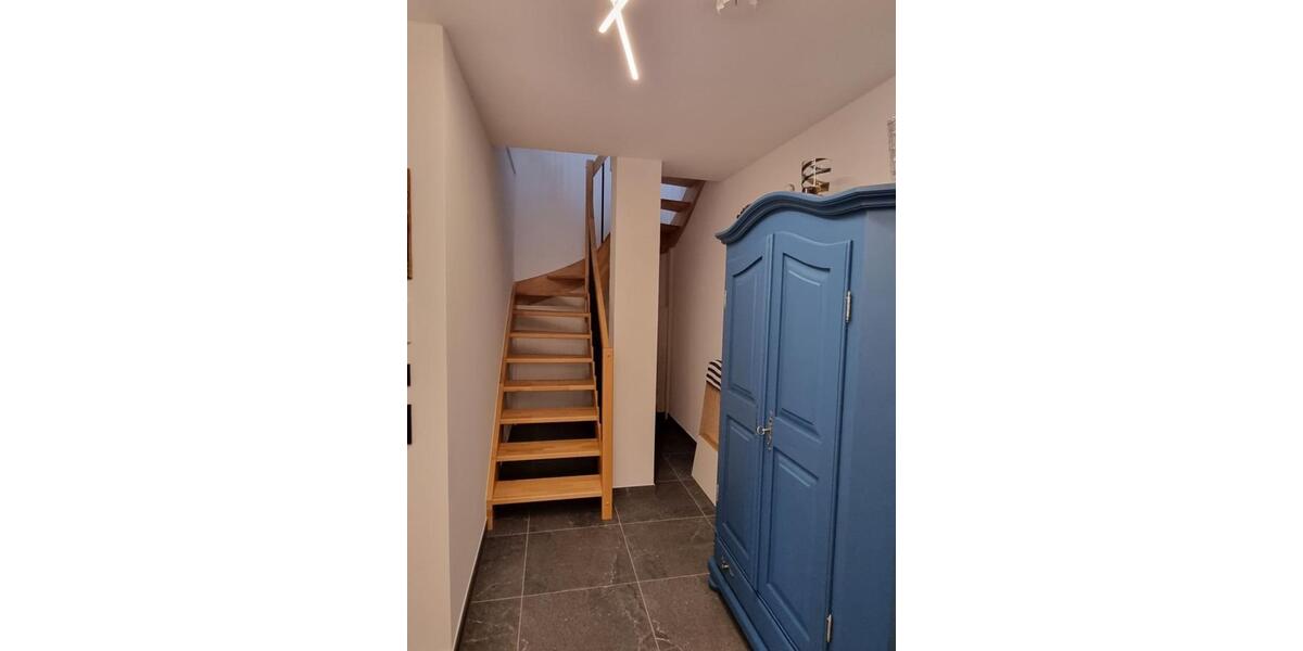 Einfamilienhaus Viechtach - 2 Zimmer, 96 m&sup2;, 1.100&euro; | Angebot:25058095